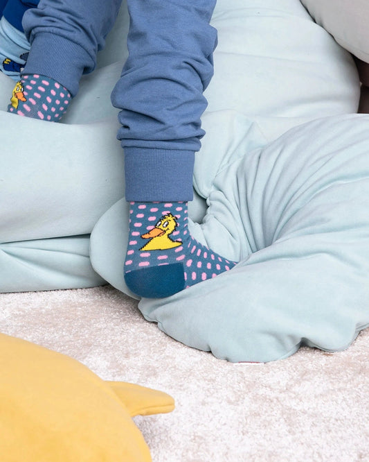 Detailansicht von koaa – Le Canard « All Over » – Chaussettes turquoise/rose